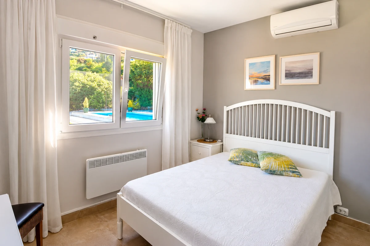 Zweites Schlafzimmer mit Doppelbett